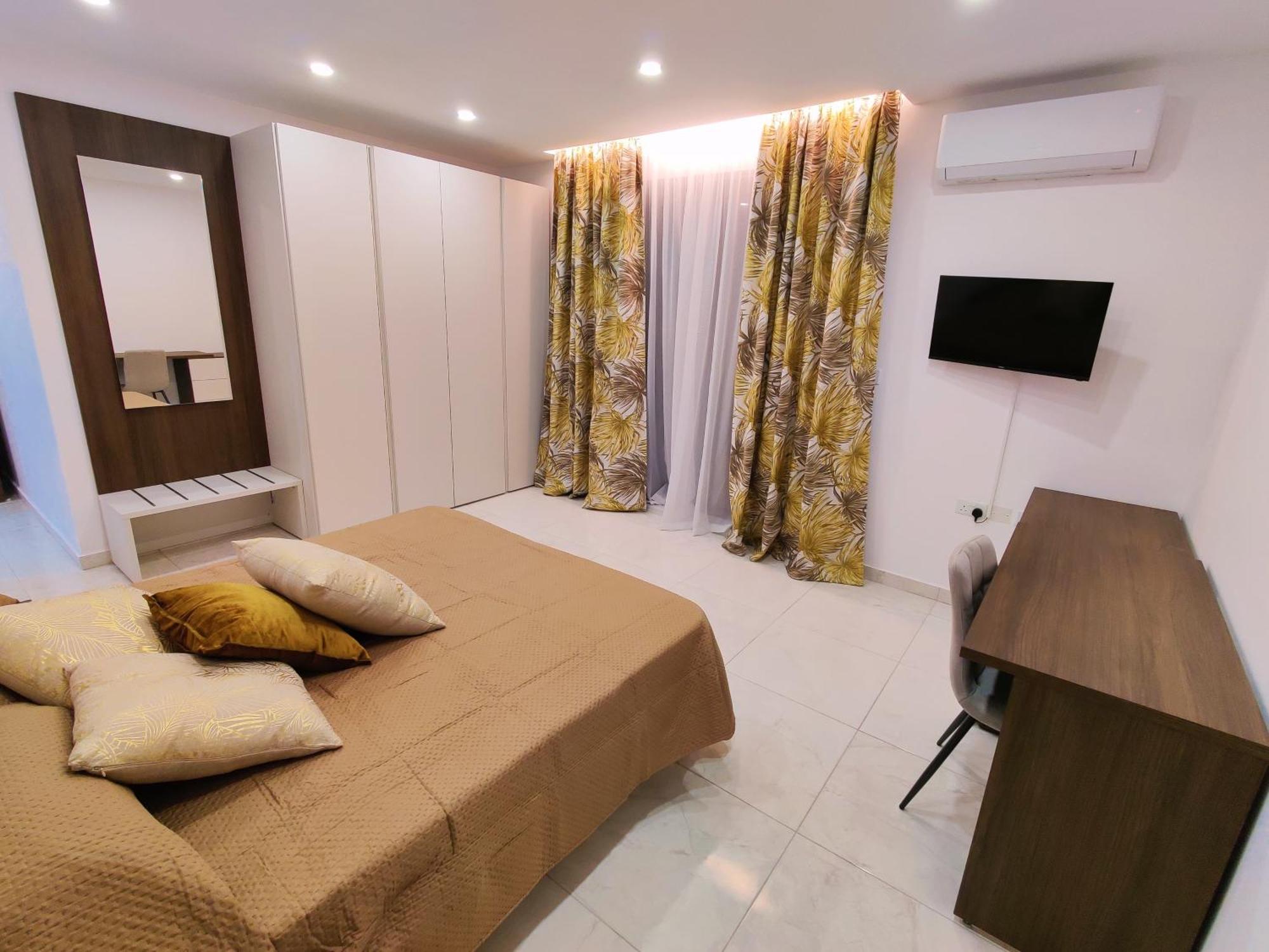 Apartment Diamond Qawra - Side Sea View *